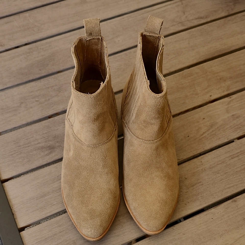 Hush Puppies Beige Ankle Booties